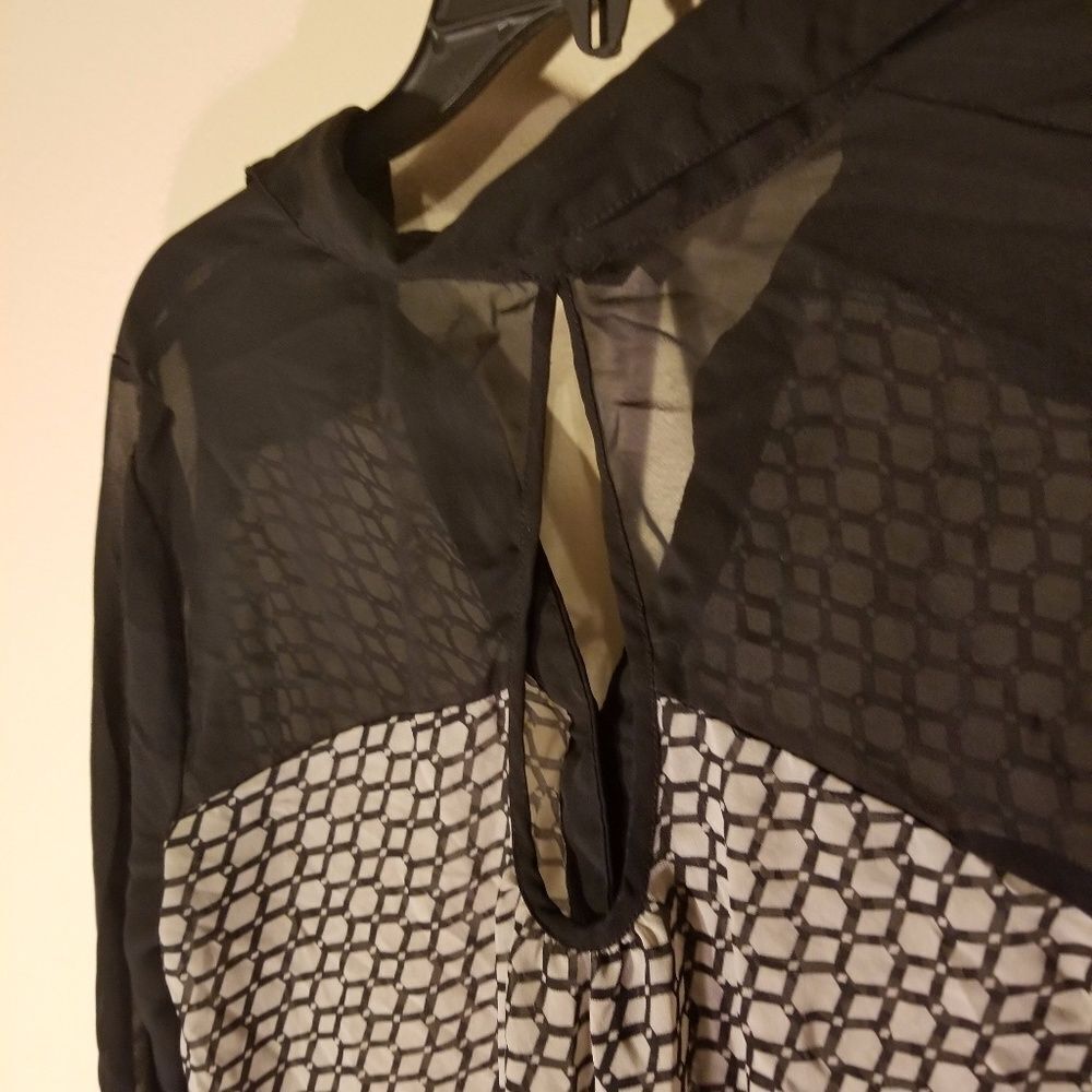 MAURCIES polyester blouse - Picture 7 of 8
